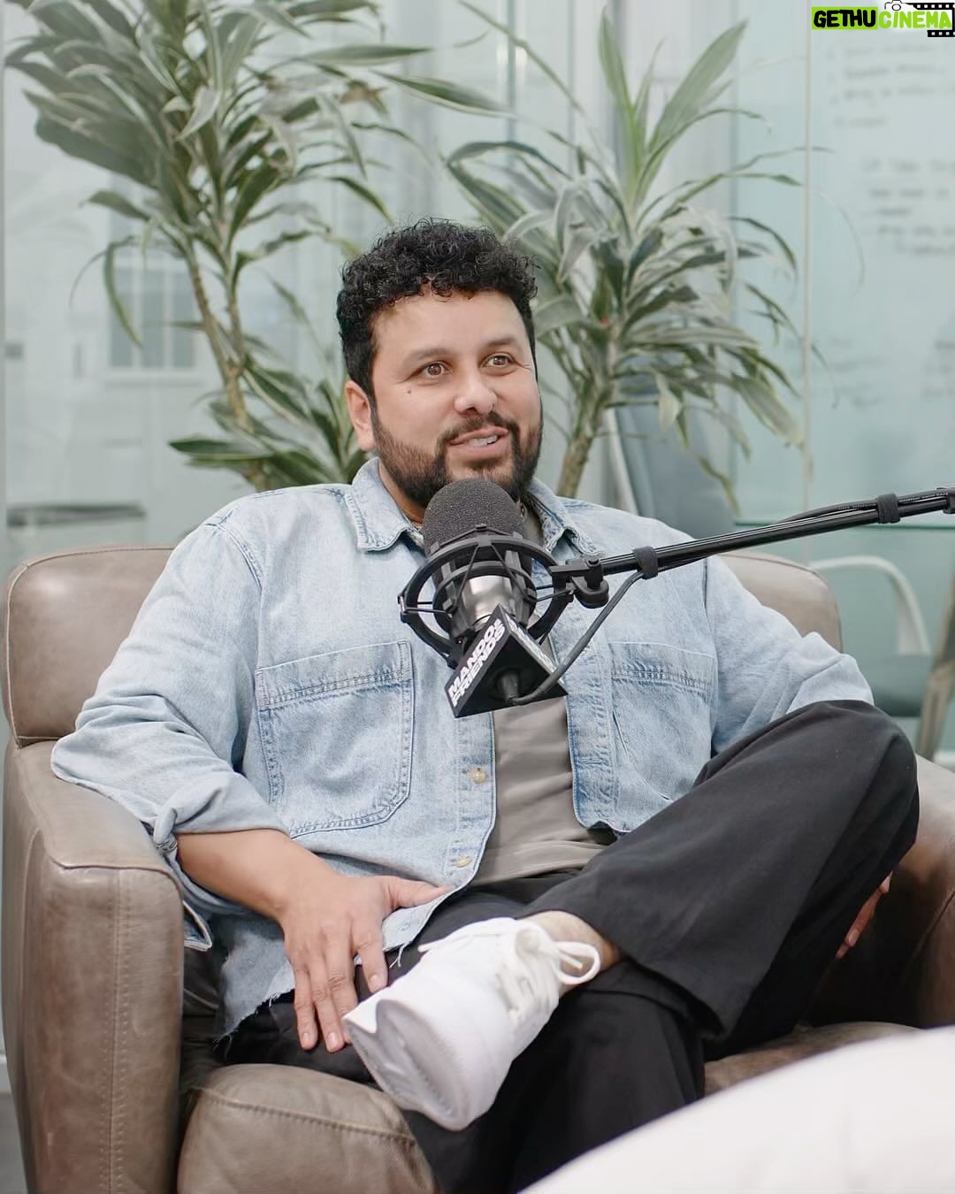 Gabriel Iglesias Instagram - M&F is Mando & FLUFFY for a special episode 21‼️🎤 Gabriel @fluffyguy Iglesias joins me on the couch to talk about his inspiring journey. The importance of sacrifice when it comes to following a dream — to how surviving a near death experience changed his perspective on life. Watch and listen to Mando & Friends Season 3, episode 21 now streaming (link in bio)! 🎙️📺 Hubwav