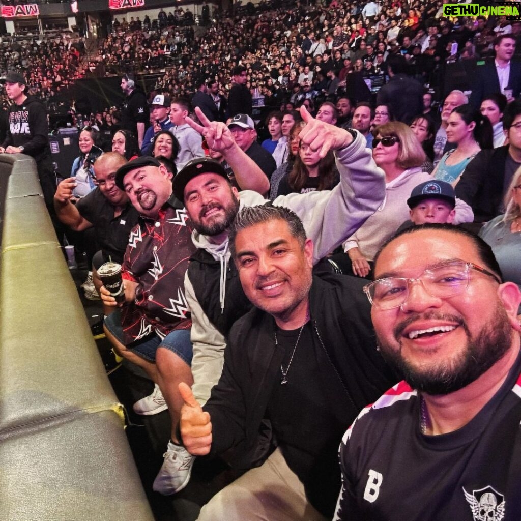 Gabriel Iglesias Instagram - Dope night with dope compas! Had a great time @wwe Monday Night Raw tonight, the crowd was insane. I can’t wait for WrestleMania. Thank you Gabriel! #raw #wwe #luchas #grateful
