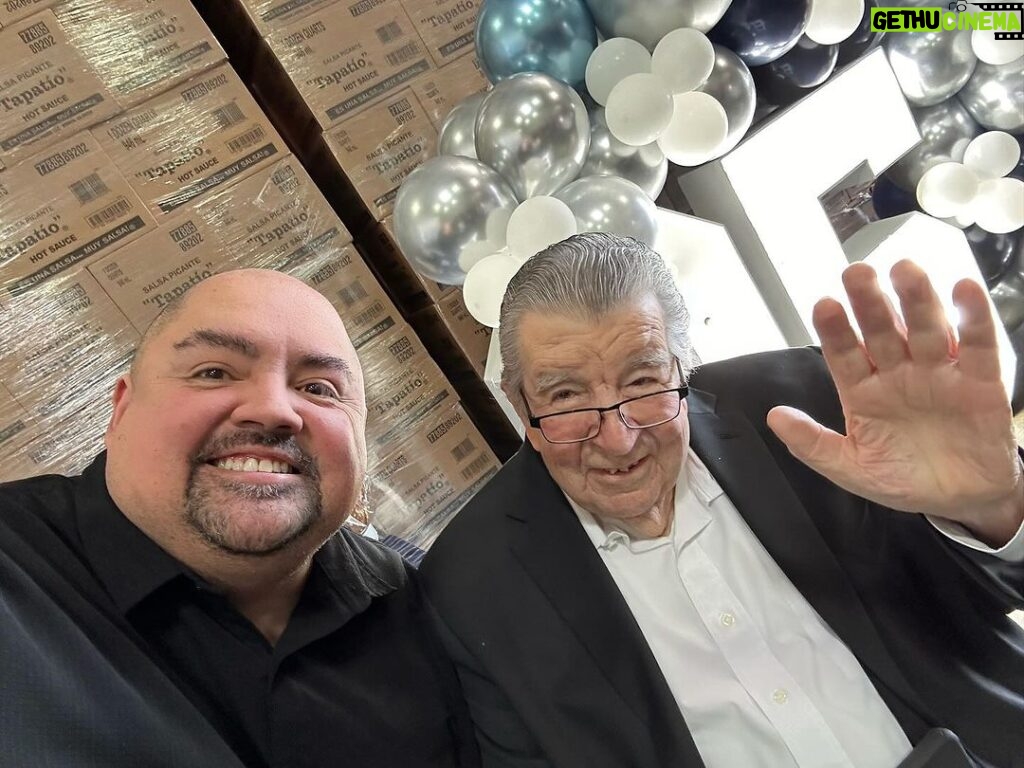 Gabriel Iglesias Instagram - Had the honor of spending some time with the founder of @tapatiohotsauce Mr. Saavedra ( @jls4685 ) on his 95th bday. What an incredible life. A real inspiration. He told me his number one accomplishment in life is being a father 😊 Long live Mr. TAPATIO 🔥 Los Angeles, California