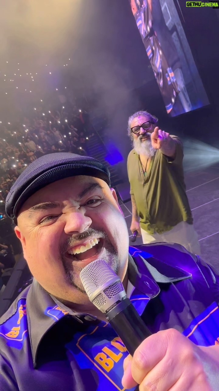 Gabriel Iglesias Instagram - Virginia brought it 2 weeks in a row 🫶❤️🤗 Until next time Fairfax, Norfolk & Richmond. EagleBank Arena