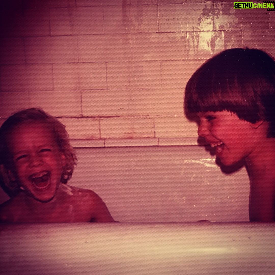 Gabriel Macht Instagram - Only love for my @juliemacht @ahh_reee @jesse_macht #siblings on #nationalsiblingday couldn’t resist putting one of my favorites twice. That, and I didn’t know how to delete a photo on the last page. Oy!