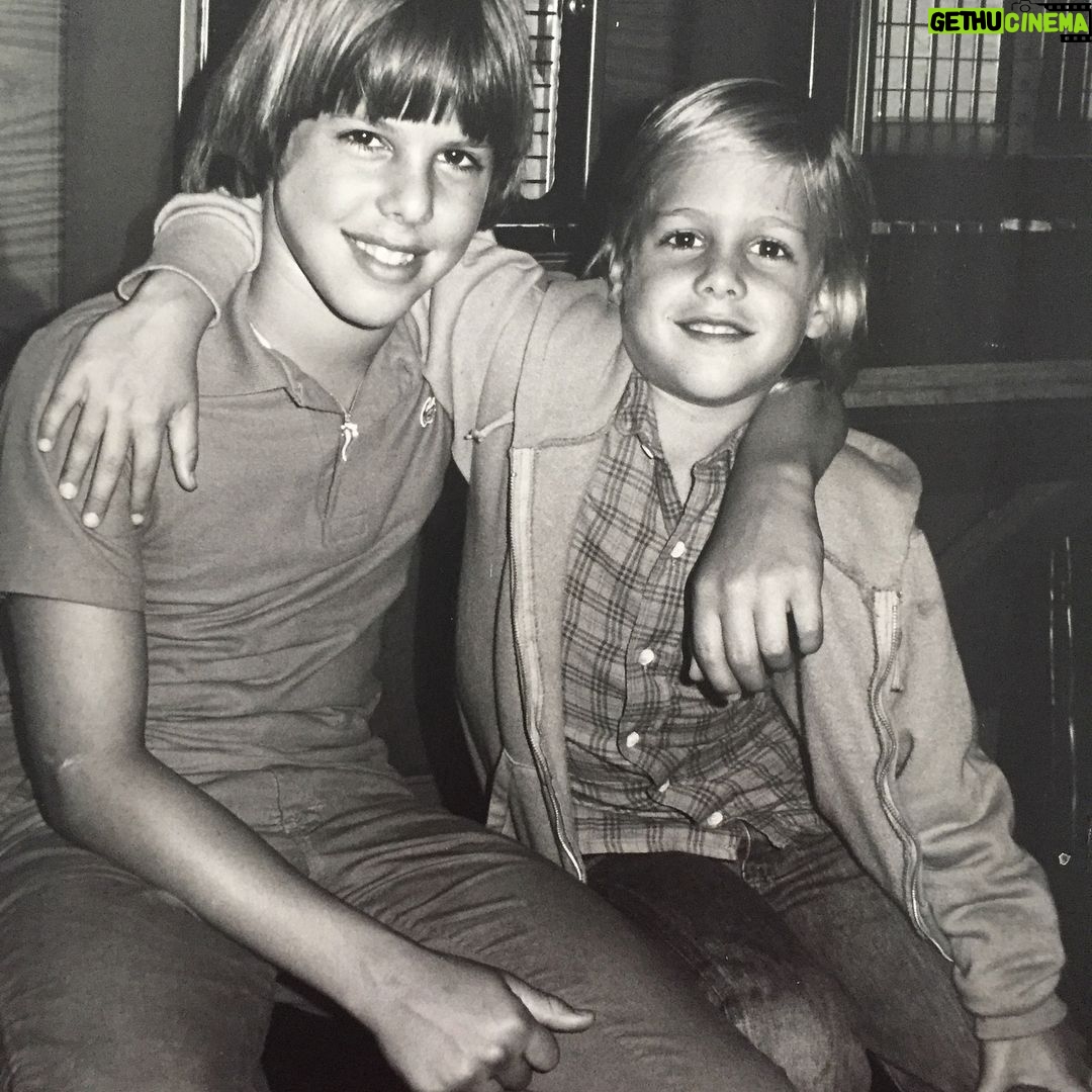 Gabriel Macht Instagram - #tbt where this #suits thing started #setlife #setmom #setbrother #firsttime #brightlights #whywouldilie #movie #blowingmommeleakiss