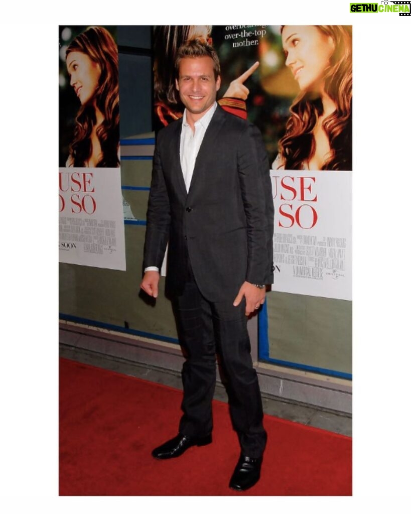 Gabriel Macht Instagram - Throwback Saturday. Head over to Charity Buzz if you would like to own this #suit I wore to the premier of #becauseisaidso link in my bio
