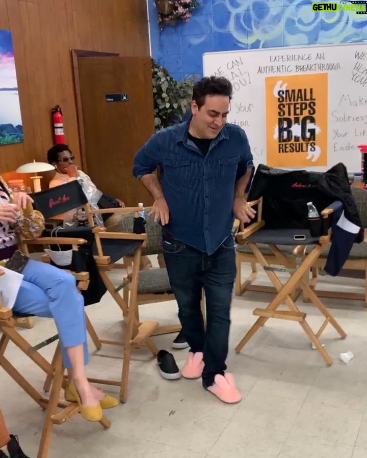 Gabriel Macht Instagram - @jasonantoon doing for his cast what I got to see first hand for years! Watch his moves on @clawstnt Sundays 9/8 c on TNT. Video cred @therebeccacreskoff #allthatjazz #bts #lol