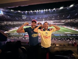 Gabriel Montiel Instagram - Una de las noches más memorables y todo gracias a @soccerid7 que siempre tiene los mejores asientos!!!
