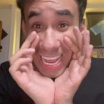 Gabriel Montiel Instagram - ¡NO ESTAMOS LISTOS, PERO SÍ ANSIOSOS! 😬⚽️ Sobrinos, les dejamos los MOMIAZOS de @werevertumorro para la última jornada del fútbol mexicano. 🫶🇲🇽 ¿A quiénes le van a meter? 🤔 #ApuestaEnCaliente 📲Caliente.mx (link en bio) 🔥 #MásAcciónMásDiversión