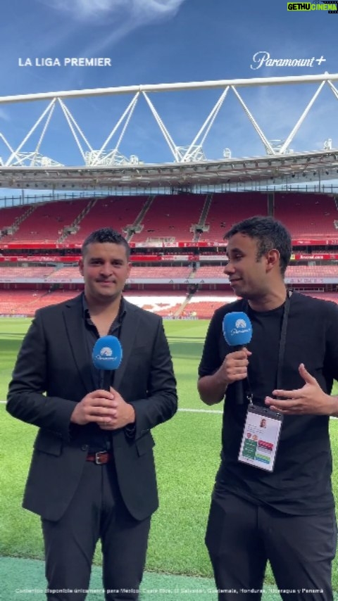 Gabriel Montiel Instagram - Desde el Emirates Stadium, @rodrigo_lara_ y @werevertumorro ya se encuentran a nivel de cancha para traerte la información del @arsenal 🆚 @manchesterunited 🔥👌 #LaPremierEnParamount solo por #ParamountPlus