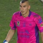 Gabriel Montiel Instagram - Hoy en “ELDELFUTBOL” te presentamos la historia de un arquero impenetrable. Nahuel “El Payaso” Guzmán #futbol #deportes #portero Mexico City, Mexico