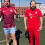 Gabriel Montiel Instagram - Un reto de penales a ciegas entre @werevertumorro y @wereverwero #reto #futbol #deportes Mexico City, Mexico