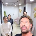 Gabriel Soto Instagram – Día 9 ✅💪 
SE LOGRO!!!!!!!!! 😅😅😅. Gracias de todo corazón a todos los que me ayudaron a tomar estas sesiones de la cámara hiperbarica 🙏🏼🙏🏼🙏🏼🙏🏼 @lorena.gutierrez1977 @cristianmijares @hospital_andalucia_mx @paolalrcv @memorochaa @lozanocarla y al Dr Manuel Martínez. Ya les he platicado todos los beneficios de la cámara. Es impresionante!!!! Pero también algo difícil estar tanto tiempo adentro 😅😅😅. Los voy a extrañar jejejjejejej