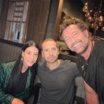Gabriel Soto Instagram – Se les quiere mucho @memorochaa @lozanocarla 😀😘🙏🏼 #amigos #familia 
@ @sugoi_trc Torreon, Mexico