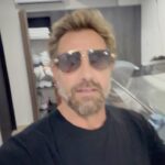 Gabriel Soto Instagram - TODA una experiencia 😅👍👏🏼 #camarahiperbarica @hospital_andalucia_mx Gracias Doc Manuel Martinez y Chaeeemp @cristianmijares 🙏🏼🙏🏼🙏🏼. Y a gracias a todo el equipo que me llevo paso a paso en esto 😘 Torreon, Mexico