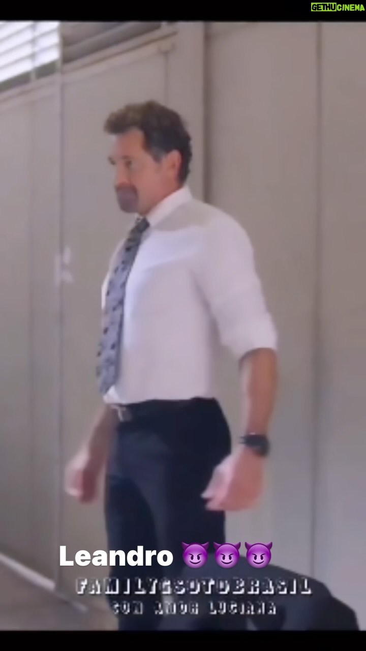 Gabriel Soto Instagram - @vencermx @televisa @univision @rosyocampooficial 💫💫💫