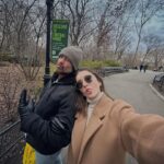 Gabriel Soto Instagram - Keep walking 😀😎❄️ NYC #mybigbabygirl #elissa ❤️ Central Park, New York