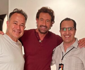 Gabriel Soto Instagram - No puedo creer esto. Estoy completamente en shock y con un profundo dolor por tu partida querido Nic. Justo acabábamos de vernos el jueves en este nuevo proyecto de teatro….Siempre siempre creíste en mi, fuiste de los primeros productores que me dieron oportunidad en los inicios de mi carrera, pero sobre todo nos hicimos grandes amigos en el camino 💔. VUELA ALTO querido Nic 🕊️💫🙏🏼. Te vamos a extrañar mucho. Y mi más sentido pésame para toda tu familia…..