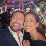 Gabriel Soto Instagram - Después de 3 años por fin se me hizo mi foto con @anitta 😃😘😉 @premiolonuestro @televisaunivision 💫💫💫 Miami, Florida