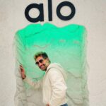 Gabriel Soto Instagram - Red,blue or green??? @alo @alomen 😎