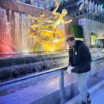Gabriel Soto Instagram - Rocking’ around the Xmas tree 😀😎🎄❄️⛸️ @rockefellercenter #nyc 🗽 Rockefeller Center New York
