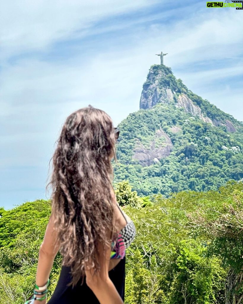 Galilea Montijo Instagram - Brasil 🇧🇷🇧🇷🇧🇷🇧🇷🇧🇷🇧🇷 QUE BELLO PAÍS 😍 #cristodecorcovado #riodejaneiro Rio de Janeiro, Rio de Janeiro