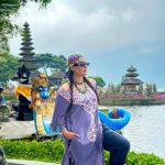 Galilea Montijo Instagram - #ulundanu ❤️ #bali #indonesia Ulundanu Temple Bali Island