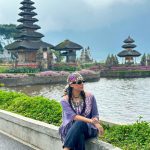Galilea Montijo Instagram - #ulundanu ❤️ #bali #indonesia Ulundanu Temple Bali Island