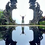 Galilea Montijo Instagram – Me quiero quedar en #Bali 🤦🏻‍♀️😍 #Indonesia #besakihmothertemple 3ra foto: Literal lloraba de emoción😊al sentir este lugar lleno de magia 😍 Besakih Mother Temple