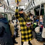 Galilea Montijo Instagram - Nadie habla en el metro 😎 Me estoy enamorando de #japon 😍 Tokyo, Japan