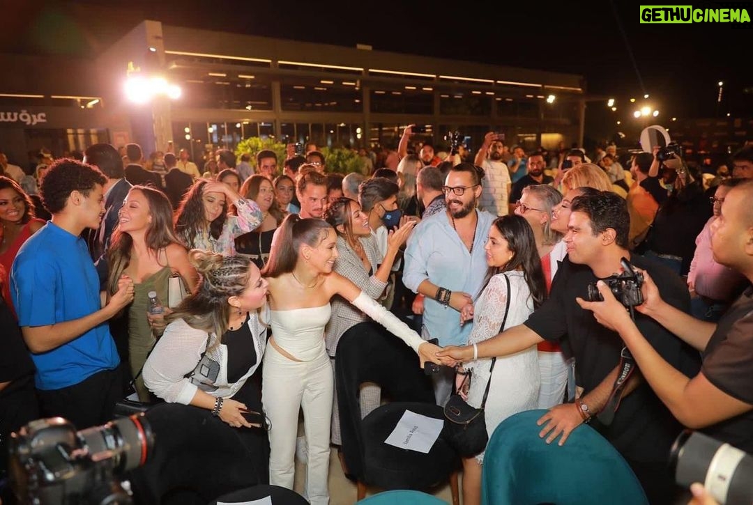 Gamila Awad Instagram - Last week was a dream with all the people that shared this moment with their overwhelming positive loving vibes🤍 #عروستي