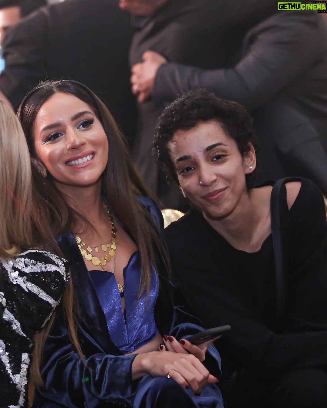 Gamila Awad Instagram - مبسوطة جداً بجائزة أفضل ممثلة شابة عن مسلسل #إلا_أنا حكاية "لازم أعيش" بتصويت جمهور الخليج شكراً مهرجان نجم العرب 🙏🏼 شكراً مريم أحمدي مخرجة هذا العمل شكرا نجلاء الحديني على القصة المميزة إنتاج سينرجي و تامر مرتضى شكرا زملائي و كل من شارك في هذا العمل So happy and proud to be appreciated and recognized for a role I worked really hard on ❤️ Thanks to my lovely team Styled by: @yasmineeissa Jewelery: @dimajewellery Makeup by: @rehamkhalifaa Hair by: @ahmed__mounir Photography: @norayoussef_photography