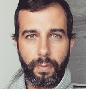 Garik Martirosyan Instagram - С днём рождения, Ваня! ❤️ 43 - прекрасный возраст. Это, конечно, не мудрые 44, но уже и не легкомысленные 42! 🎈🎈🎈🎈🎈Ми тибя лубим!