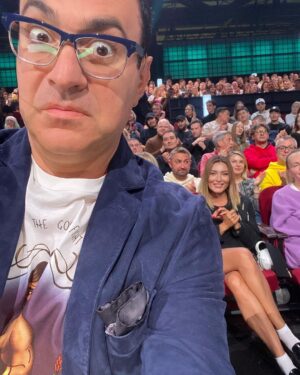 Garik Martirosyan Instagram - Я в жюри нового шоу. Скоро. На ТНТ ❤️ @jannalevina_martirosyan