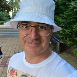 Garik Martirosyan Instagram - Где я лучше получился? 1,2,3 или 4?