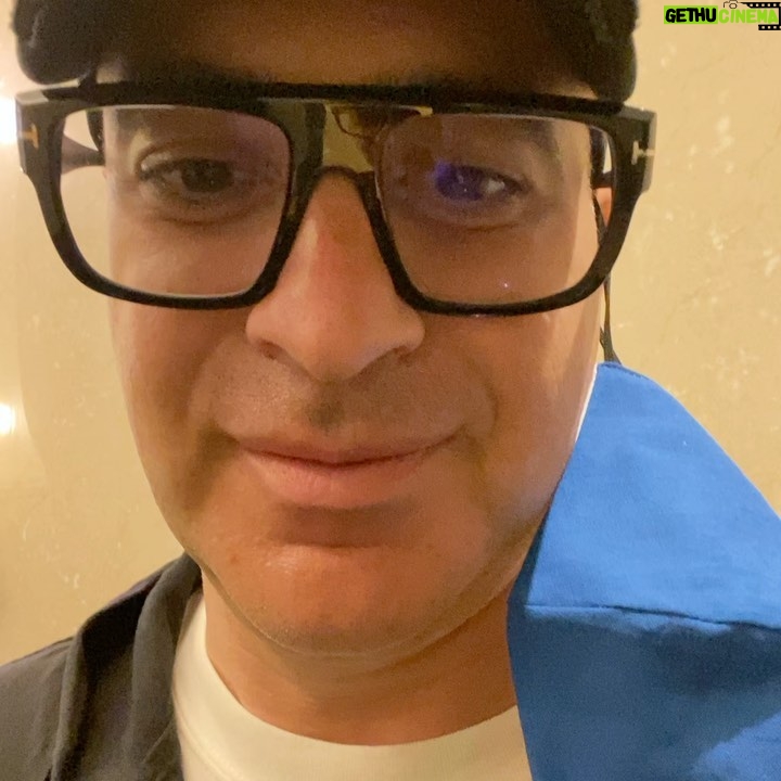 Garik Martirosyan - 45.8K Likes - 😂😂😂 Абсолютно неожиданное появление! САБЗИРО!🔥 Сюрприз для @garikkharlamov @timurbatrutdinov @demiskaribidis и @marinakravets 👍 Питер❤️❤️❤️ #comedyclub