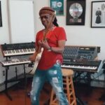 Garik Martirosyan Instagram - SUMMER MUSIC 🎈🍾🍓🔥 @alexbonemusic ❤️ @nilerodgers 👍