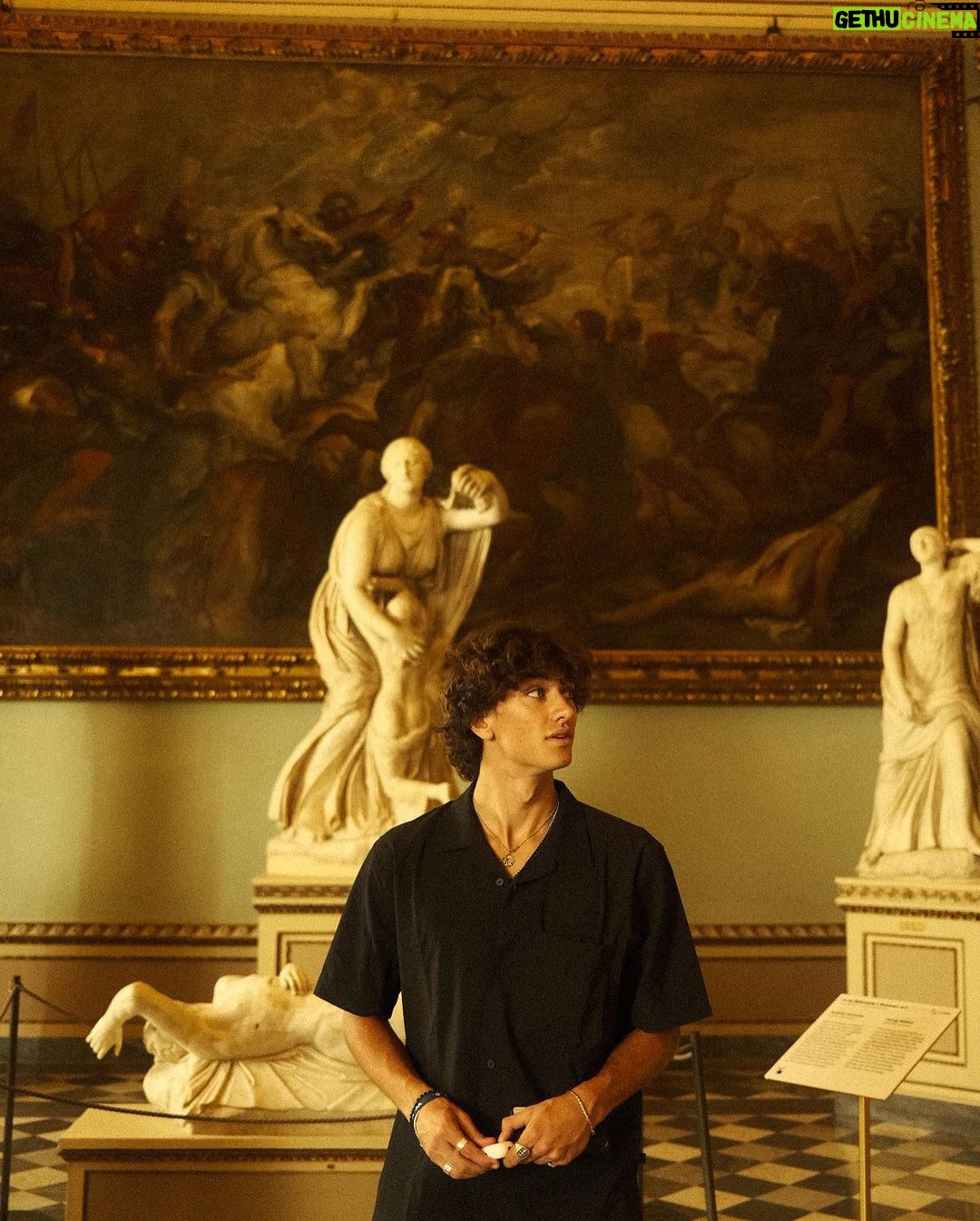 Gavin Casalegno Instagram - enjoying art is a green flag Florence, Italy