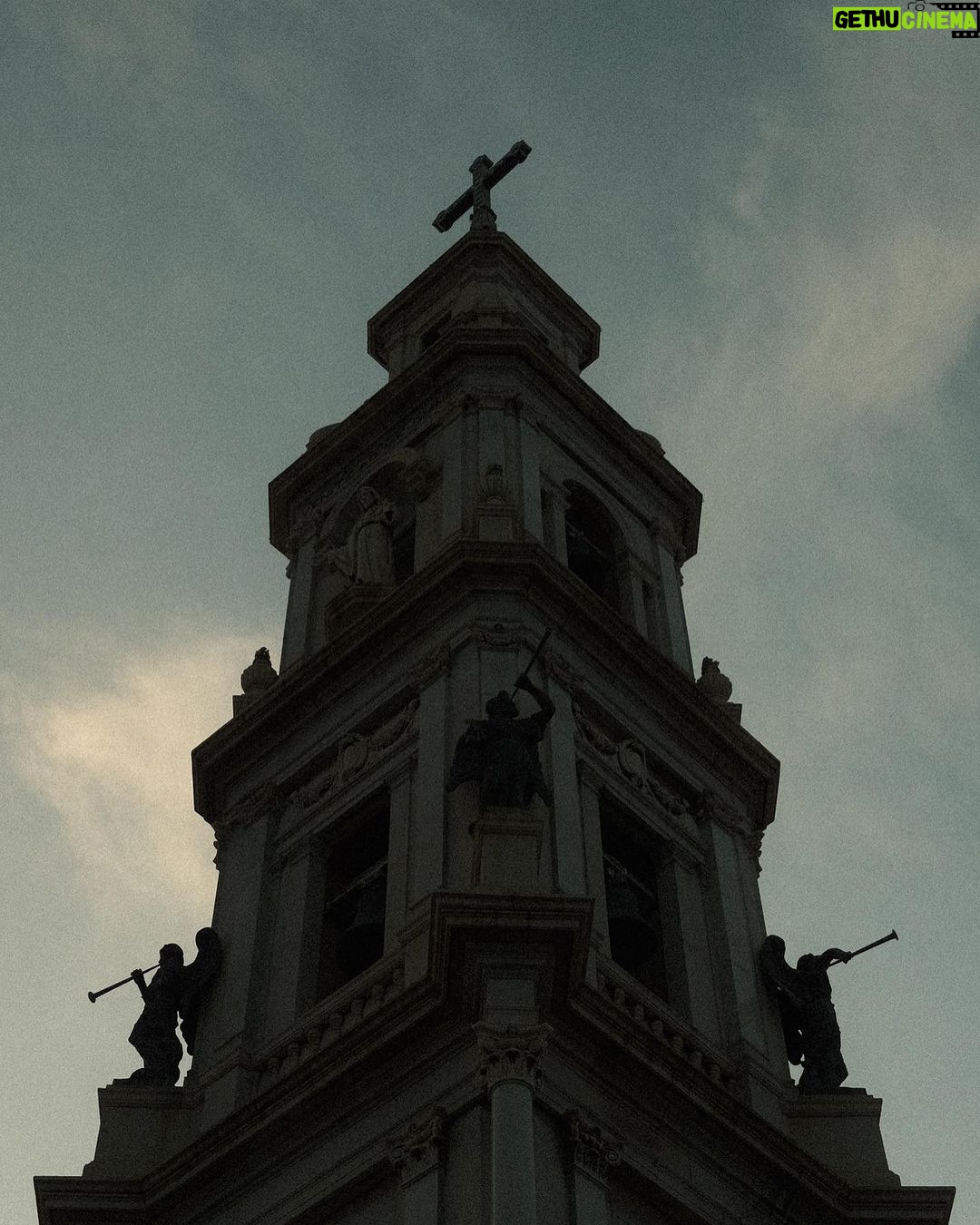 Gavin Casalegno Instagram - When the moon hits your eye🖤 Naples, Italy