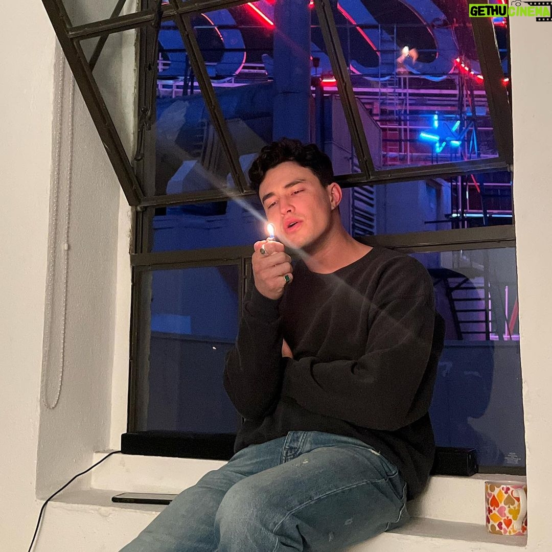 Gavin Leatherwood Instagram - who lit the flame