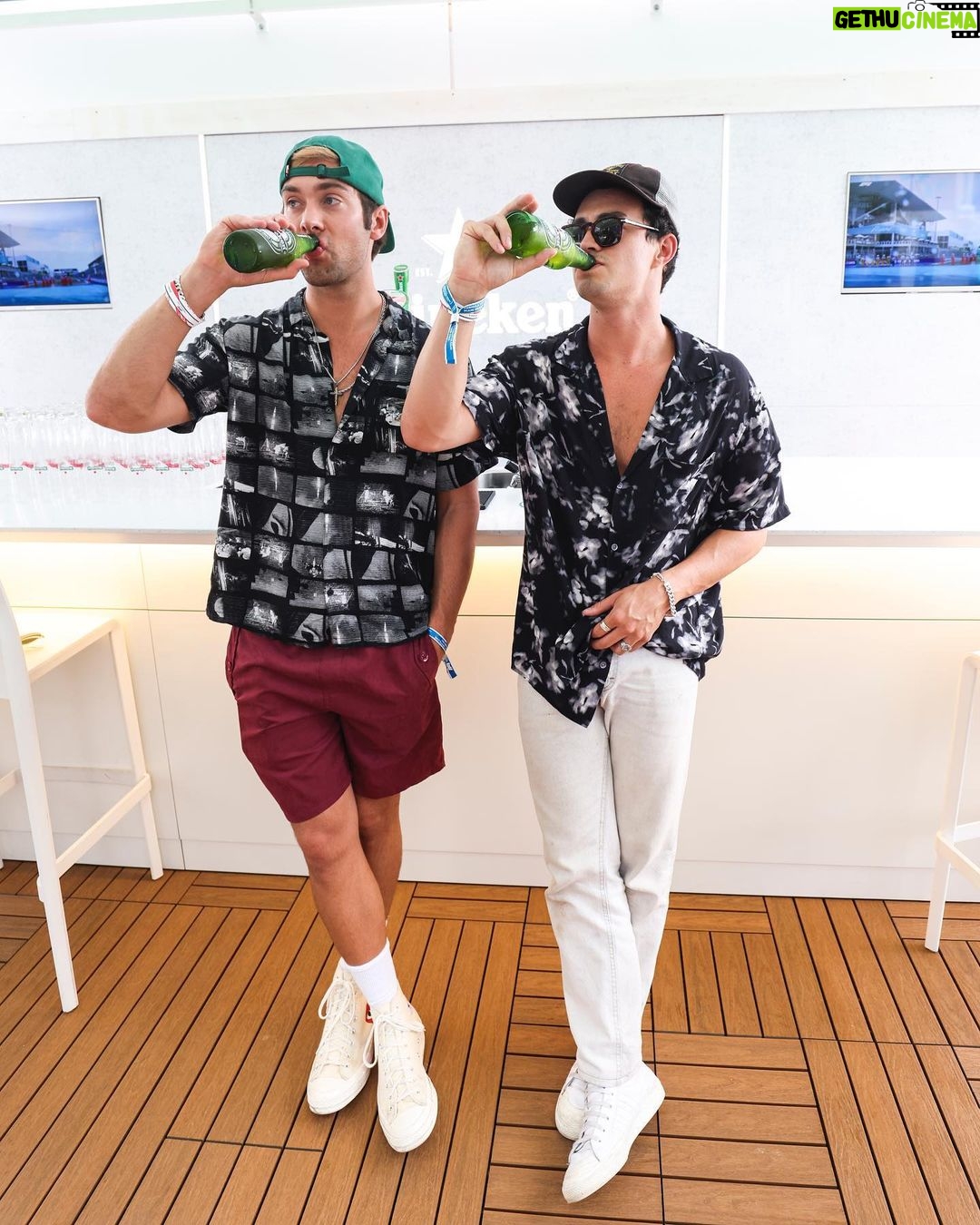 Gavin Leatherwood Instagram - Learned a lot in Miami 🌴🦎 - Thank you! @heineken_us #heinekenf1 #heinekenpartner Miami, Florida