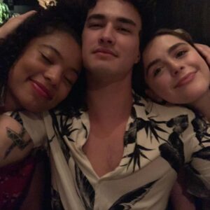 Gavin Leatherwood Instagram - Fall in love with all of your cast mates ✅