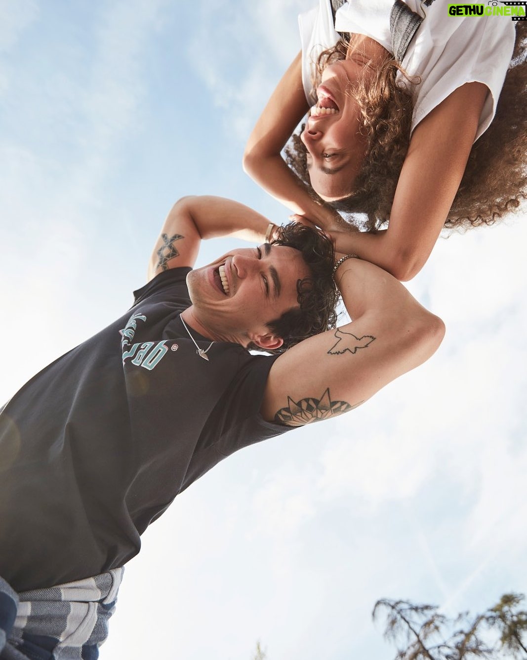 Gavin Leatherwood Instagram - @levis SilverTab is best worn with friends. Grab your crew and get outside, climb a tree and scuff your knees. Do a little dance and get a little silly. Have some fun and do it in SilverTab.👖Shop now @kohls #liveinlevis #kohlsfinds