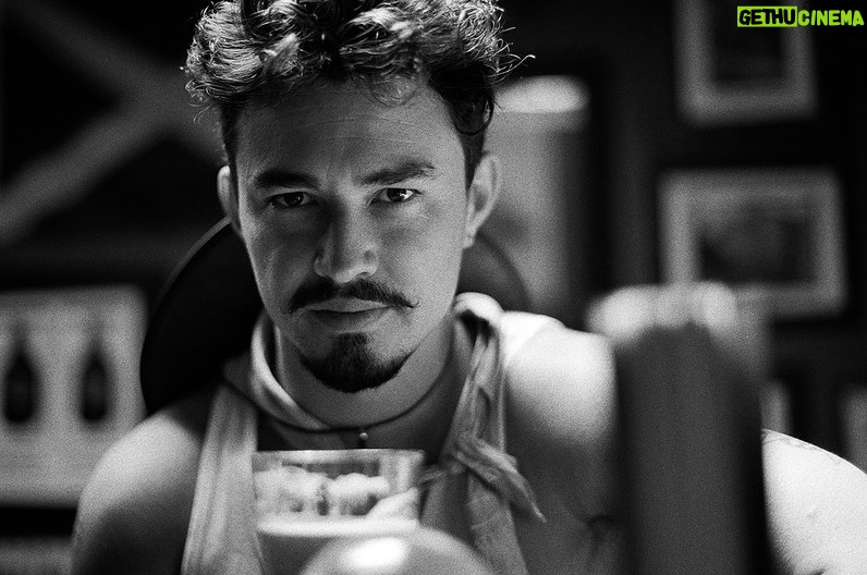 Gavin Leatherwood Instagram - @jakecloobeck has done it again… catching some moments from our recent road trip. ps I quit smoking 4 days ago. #wishmeluck #giddyup