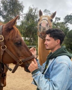 Gavin Leatherwood Instagram - in my horse girl era 🦄 thank u @jessicabelkin 🫶🏻