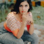 Gayathri Suresh Instagram - Blissfully Unsure✨
