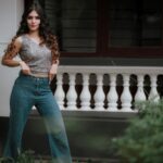 Gayathri Suresh Instagram - @gayathri_r_suresh 🦋💜 . #gayathrisuresh #gayathri #gayathrisureshlovers #reels #reelitfeelit #reel #réel #reelsinstagram #reelkarofeelkaro #reelsvideo #reelit #reelindia #reelsinsta #reelitfeelit❤️❤️ #reelinstagram #reeltoreel #reelsviral #reellife #reelskarofeelkaro #trending #trendingsongs #trendingnow #kerala #keralagodsowncountry #kochi #modelsinkochi Kerala - God's Own Country