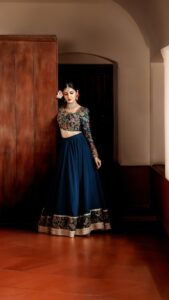 Gayathri Suresh Instagram - “PALLAVI”✨ . . SHOOT - @storiesofajay MUA - @makeover_by _sruthivipin_ COSTUME - @studio.alamara ORNAMENTS - @ @golden_cup_fashion_jewellery