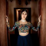 Gayathri Suresh Instagram – •PALLAVI•✨

SHOOT – @storiesofajay
MUA – @makeover_by _sruthivipin_
COSTUME – @studio.alamara
ORNAMENTS – @golden_cup_fashion_jewellery