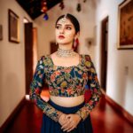 Gayathri Suresh Instagram – •PALLAVI•✨

.
SHOOT – @storiesofajay
MUA – @makeover_by _sruthivipin_
COSTUME. – @studio.alamara
ORNAMENTS – @golden_cup_fashion_jewellery