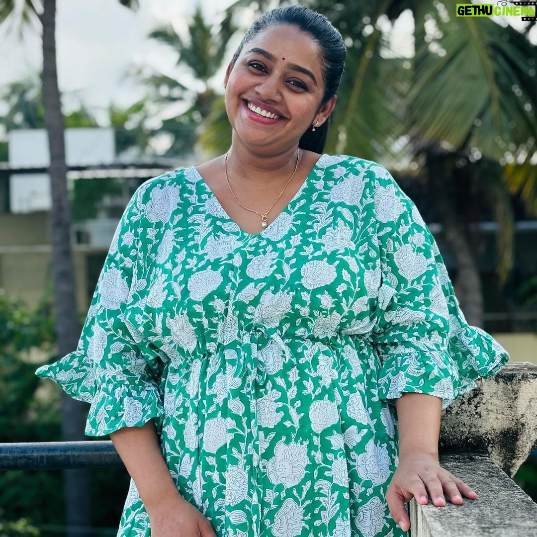 Gayathri Yuvraaj Instagram - 💕💕beautiful nursing outfit @officialsecretwish