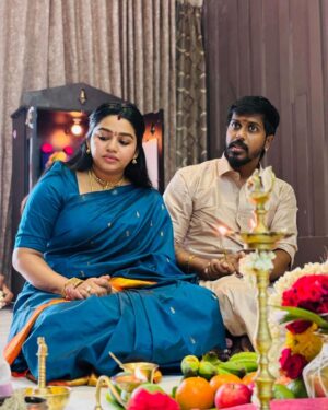 Gayathri Yuvraaj Instagram - United in purpose, together we rise, reaching for the stars with unwavering determination and boundless optimism. 🌟👩‍👩‍👧‍👦❤️ 

  #newbeginnings #garteful #togetherforever

  #magicalmoments #positivity #👩‍👩‍👧‍👦
