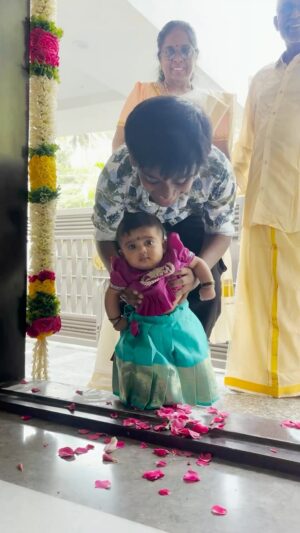 Gayathri Yuvraaj Instagram - Some good news is coming up soon ❤️❤️
Give us love and blessings 🙏